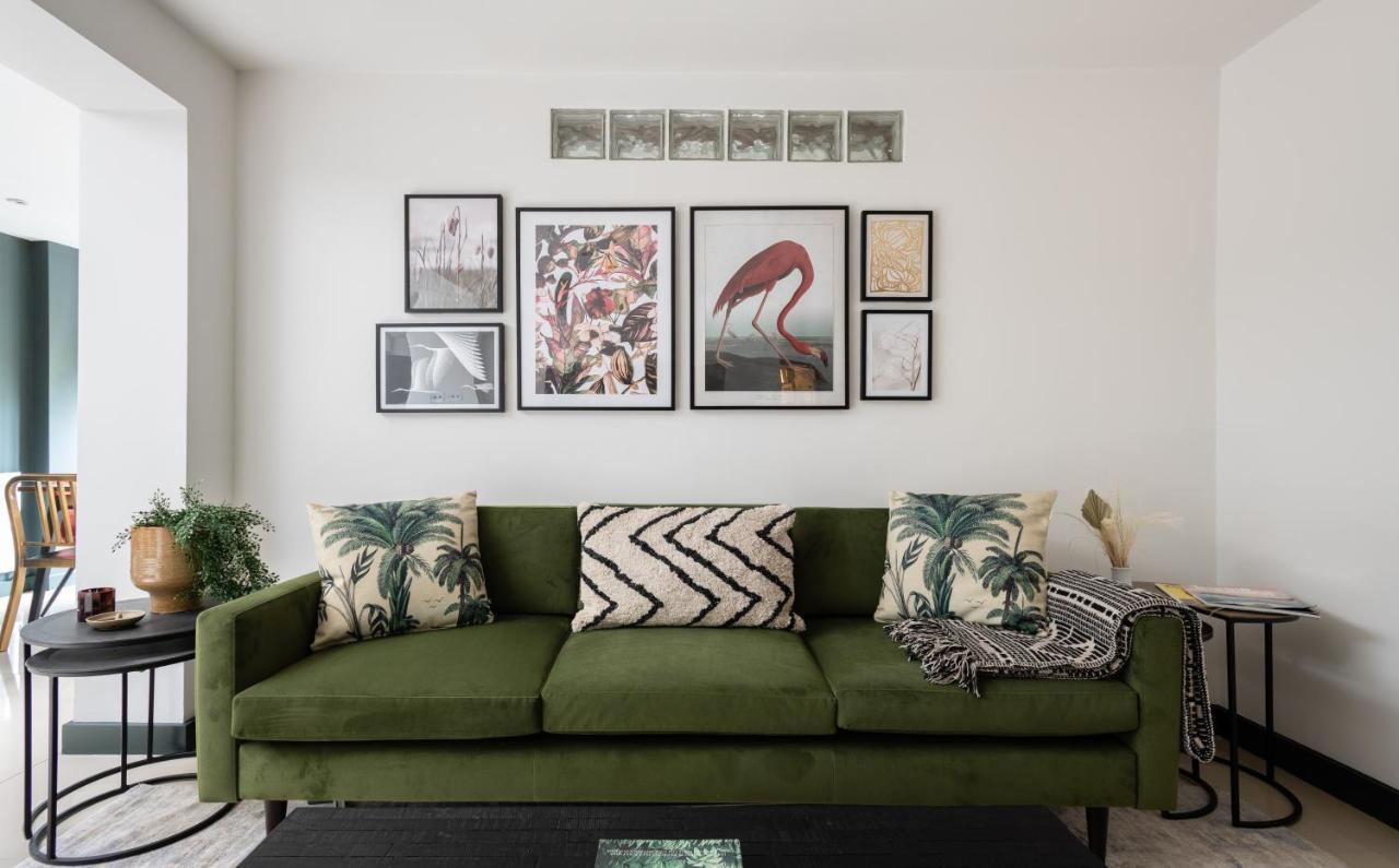 The Heart Of Shepherds Bush - Modern 2Bdr Apartment With Garden Londra Dış mekan fotoğraf