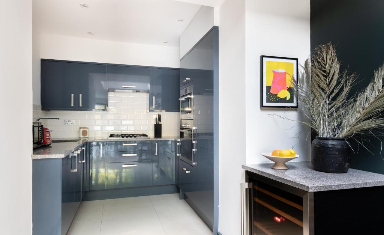 The Heart Of Shepherds Bush - Modern 2Bdr Apartment With Garden Londra Dış mekan fotoğraf